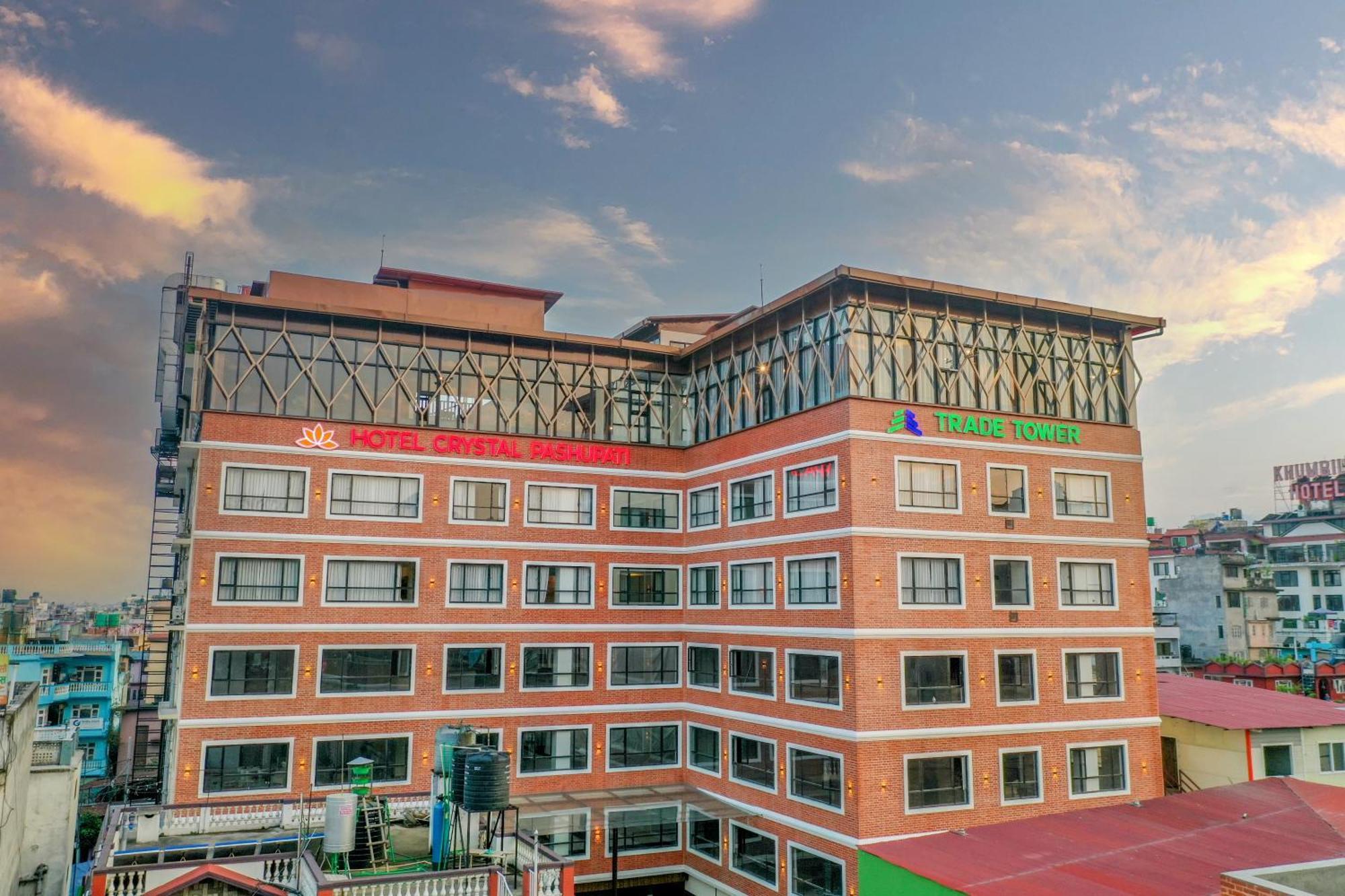 Hotel Crystal Pashupati Kathmandu Bagian luar foto