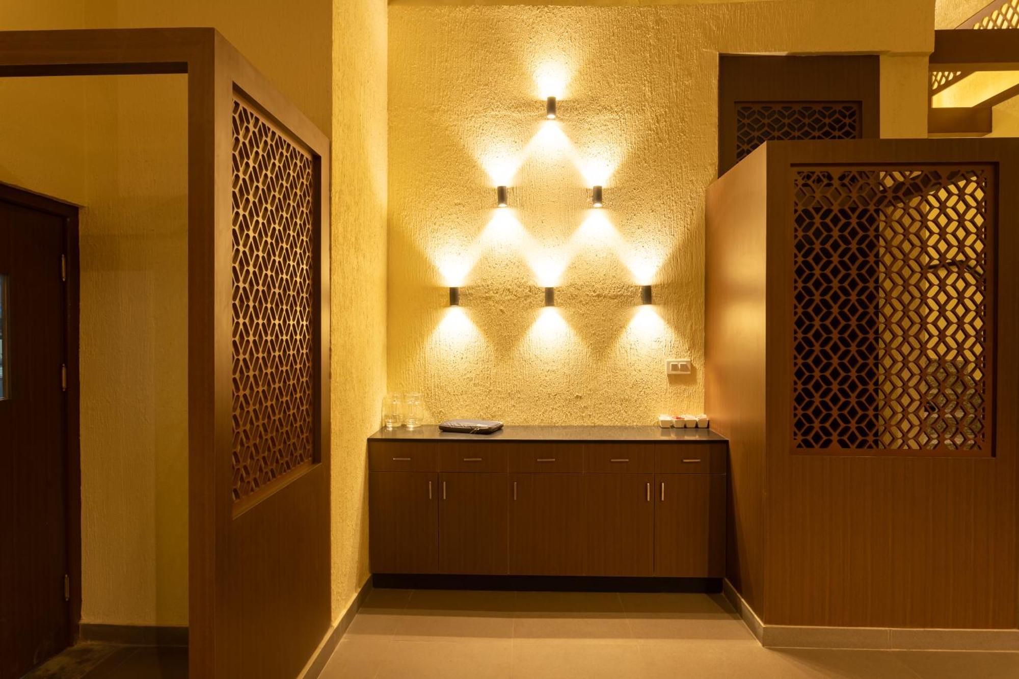 Hotel Crystal Pashupati Kathmandu Bagian luar foto