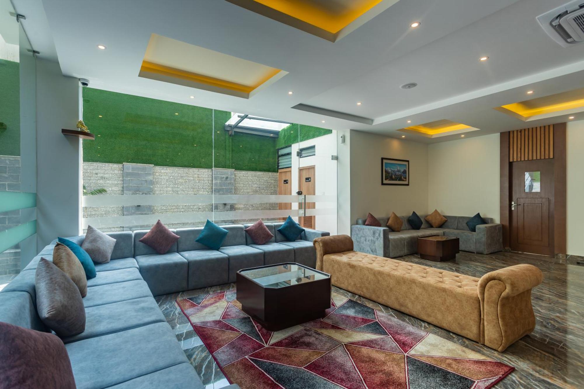 Hotel Crystal Pashupati Kathmandu Bagian luar foto