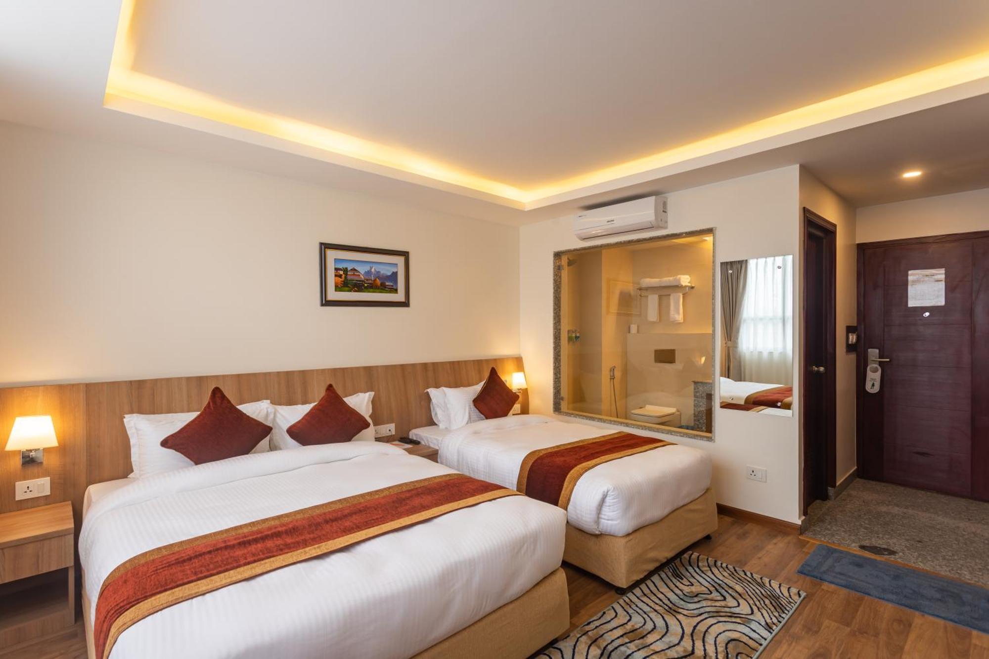 Hotel Crystal Pashupati Kathmandu Bagian luar foto